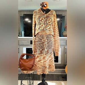 DANDYLINE Vintage Crochet Knit Sweater and Skirt Set in Brown and Tan